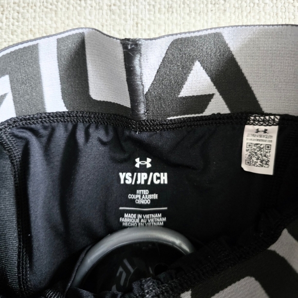 UNDER ARMOUR Diamond Sliding Shorts Baseball COMPRESSION Black Cup Youth Small - Picture 5 of 6